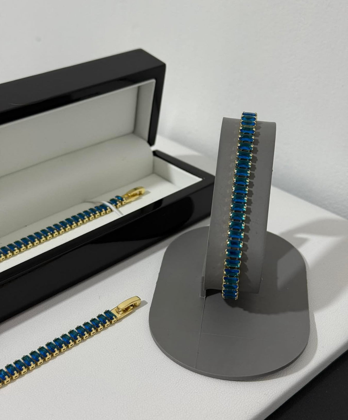 Pulso Tennis Con Zirconia (Oro laminado 14k) AZUL